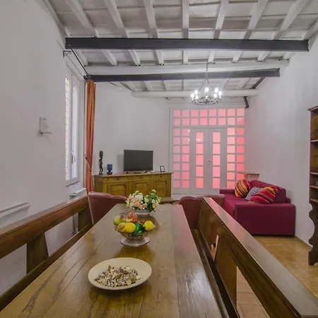 La Casa Di Livia A Trastevere